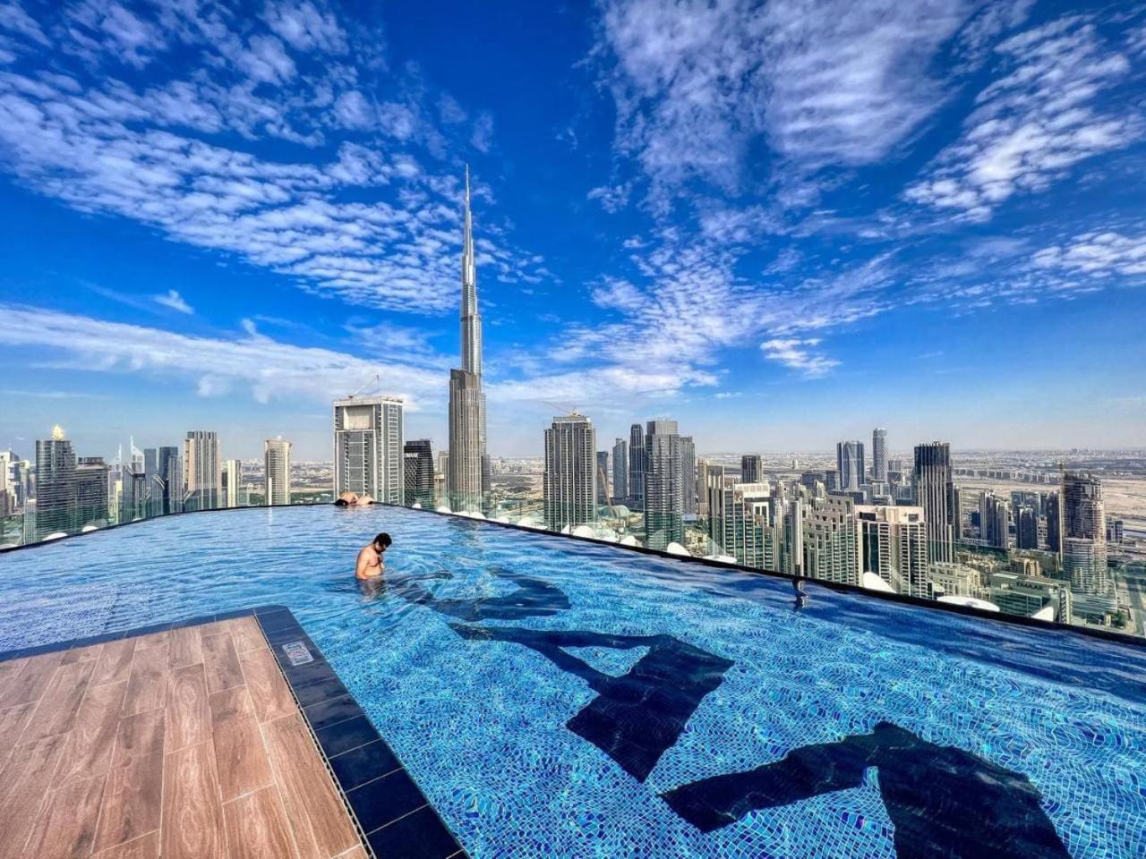 Apartment 5 Star Rooftop Infinity Pool With Burj Khalifa Views